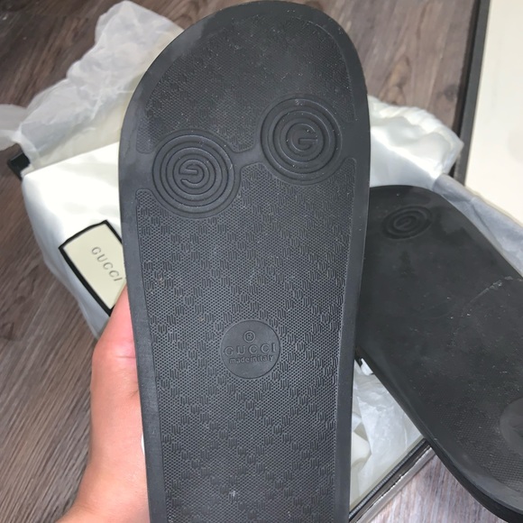 Sandals_&_Flip_Flops